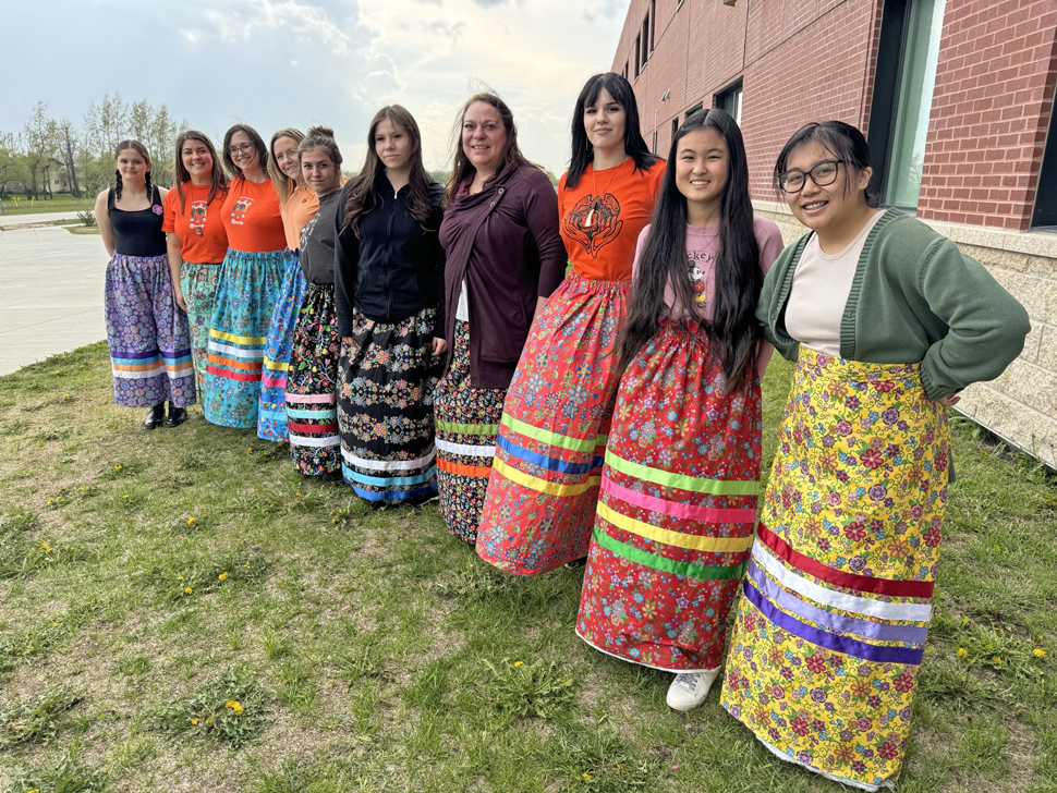 Niverville students take part in meaningful Ribbon Skirt Feast